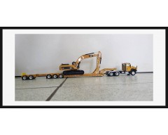 CAMION CAMA CAT CT660 CON EXCAVADORA CAT 330DL ESCALA 1:50